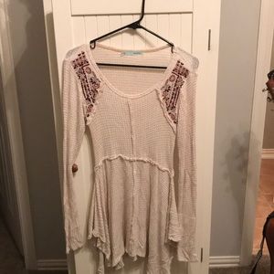 Embroidered long sleeve Maurice’s top